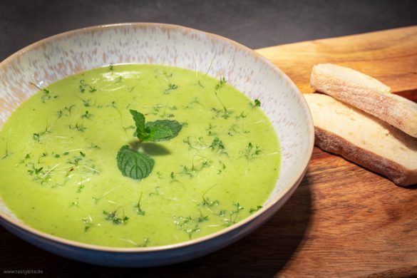 Klassische Hühnersuppe selber kochen - so geht&amp;#39;s! | tastybits