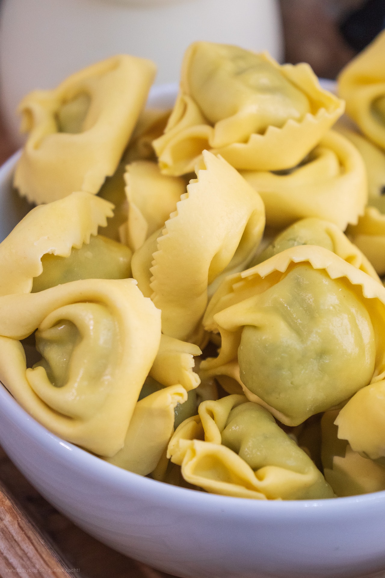 Tortellini alla Panna - Rezept | So schmeckt&amp;#39;s wie beim Italiener!